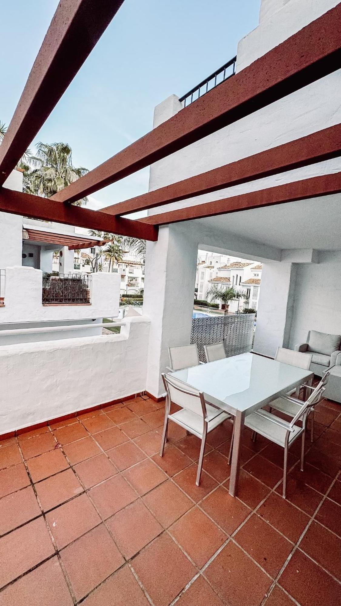 With Pool And Big Terrace With Pool View And Near To Appartement Marbella