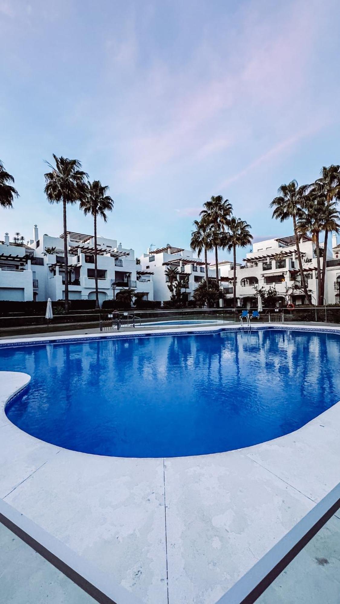 Appartamento With Pool And Big Terrace With Pool View And Near To Marbella